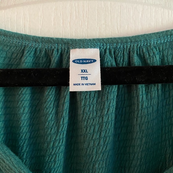 Old Navy Blouse - Picture 2 of 2